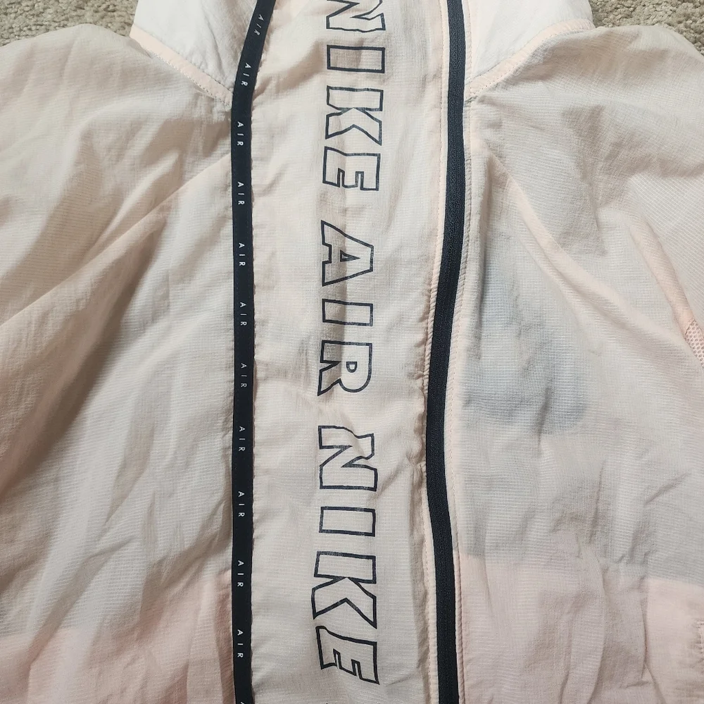 Nike Air Light Pink Windbreaker - Picture 2 of 4